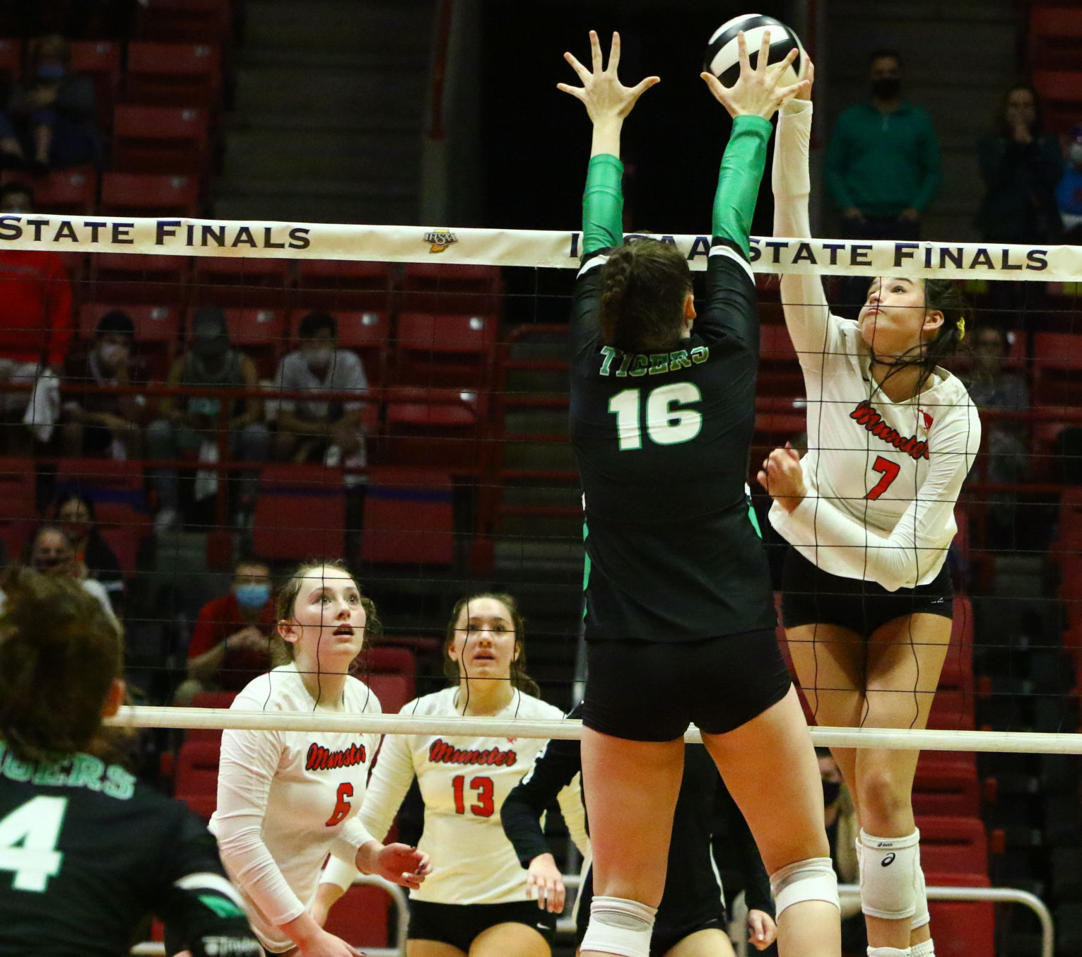 4A volleyball state final: Munster vs. Yorktown